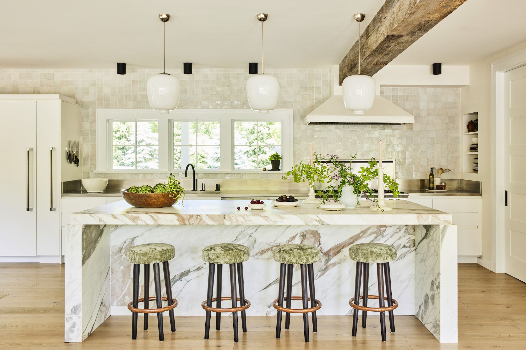 kitchen-remodel-ideas-hbx120121kristinfine-008-1651168839 - GH Modern